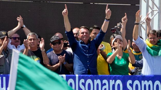 Bolsonaro amenaza a la Corte Suprema: ‘Que una persona no ponga en riesgo nuestra libertad’