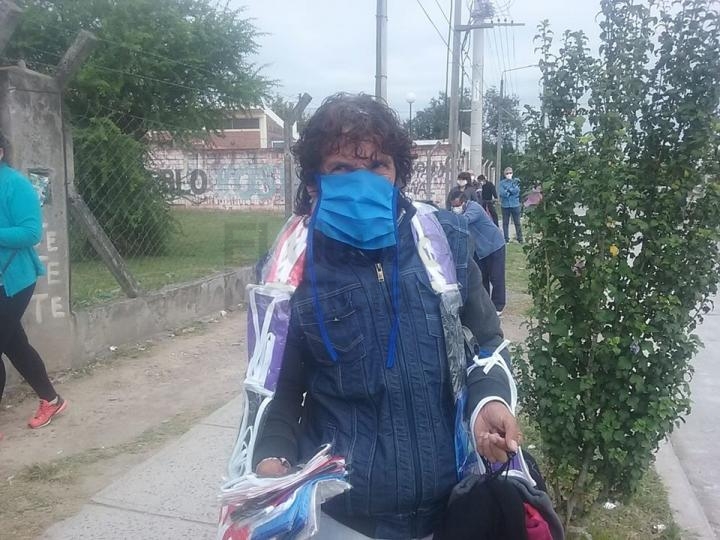 Vendedor ambulante de zona sur afronta la Crisis con oportunidad