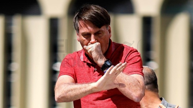 Jair Bolsonaro tiene síntomas de coronavirus y se hizo un nuevo test