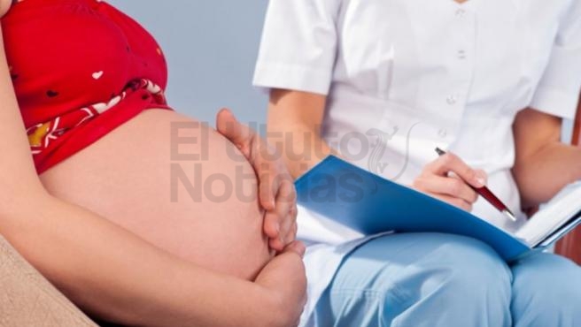 Las embarazadas pueden llegar a tener síntomas de COVID-19 durante dos meses