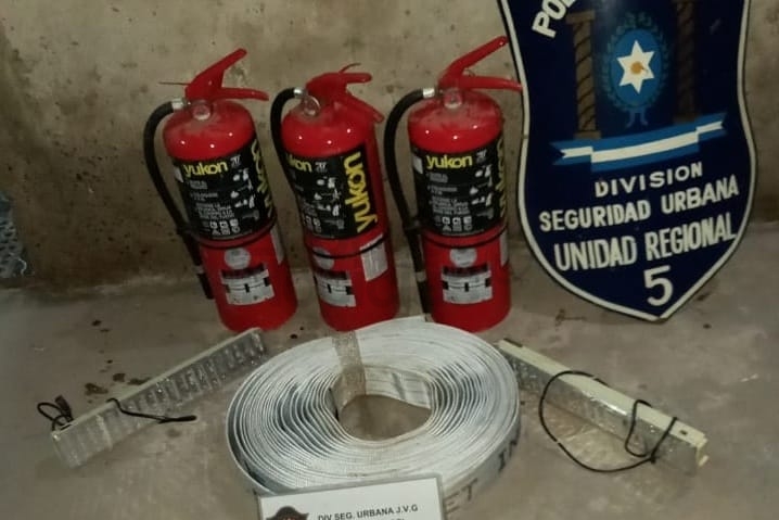 Dos adolescentes implicados en el robo a una escuela en Joaquín V. González