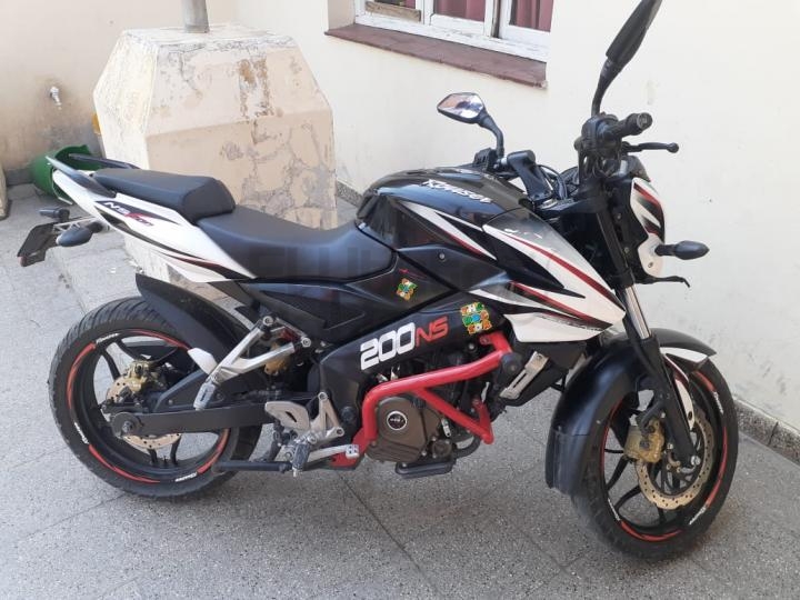 Dos jóvenes detenidos por robo de una motocicleta en zona sudeste
