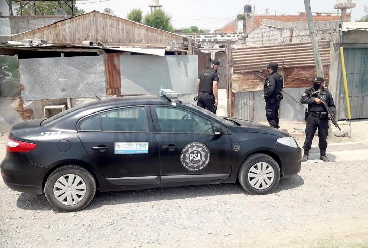 La Policía Aeroportuaria desbarató una organización criminal que traficaba pasta base en Salta