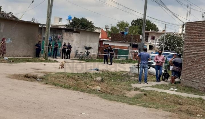 Matan a puñaladas a una joven en Marcos Paz y por el femicidio buscan a su expareja