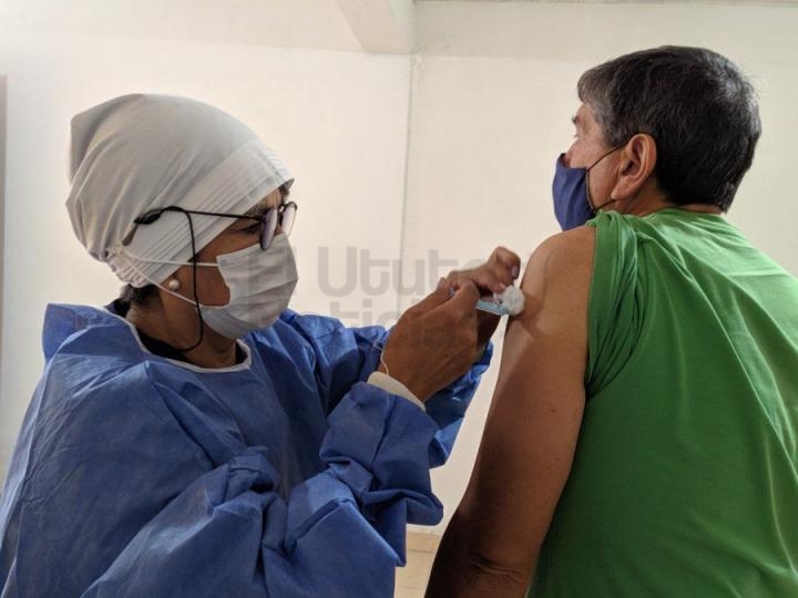 Comenzó la vacunación a mayores de 60 años en Palpalá, Perico, San Pedro y Libertador